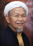 Dato' Bentara Setia Haji Nik Abdul Aziz bin Nik Mat