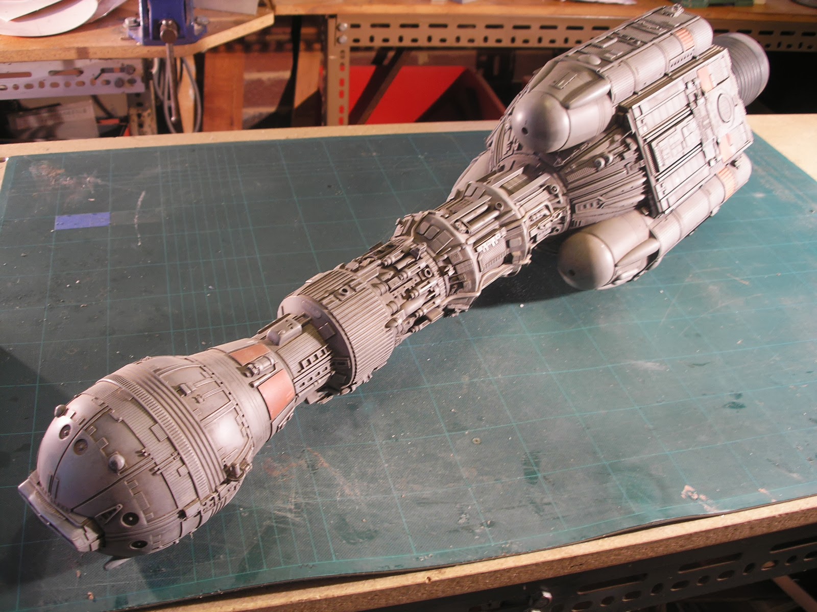 RC Sci Fi: Old Spaceship model Part 1