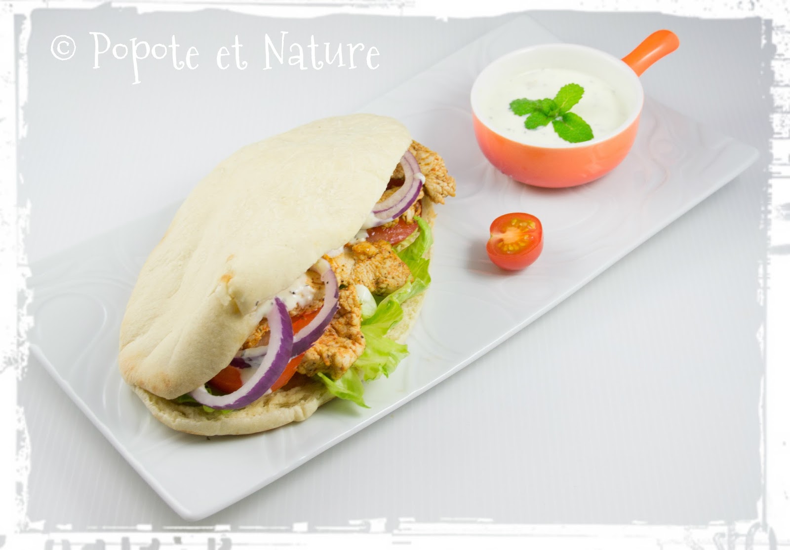 Kebab à la dinde parfumée au Piri Piri et sa sauce à la menthe © Popote et Nature