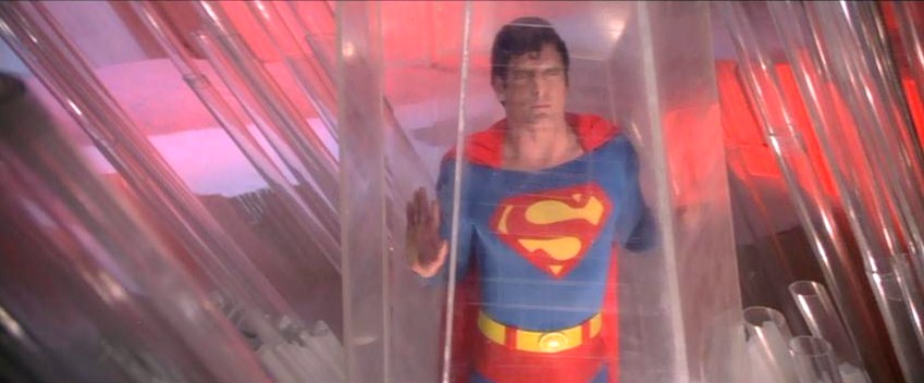 1 Miniature SUPERMAN  'METROPOLIS TRAVEL GUIDE ' Dollhouse 1:12 scale OPENING