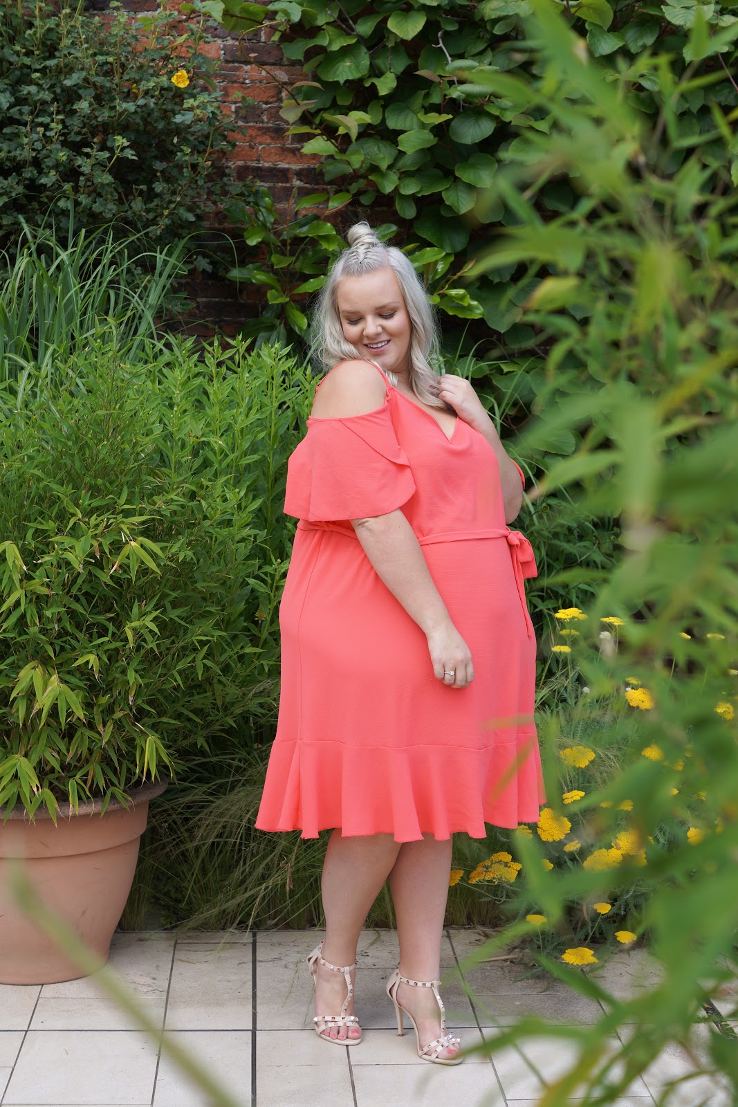 A Summer Day Out At The Alnwick Garden In My Favourite Plus Size Summer Dress