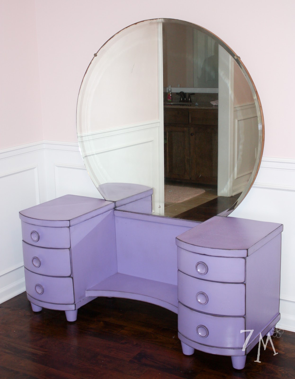 Girl’s Purple Distressed Vanity DIY Before It's News