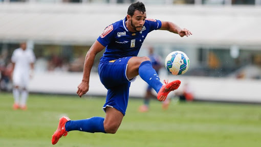 EXCLUSIVO: Pretendido pelo Flamengo, Henrique deve fechar com time de Portugal