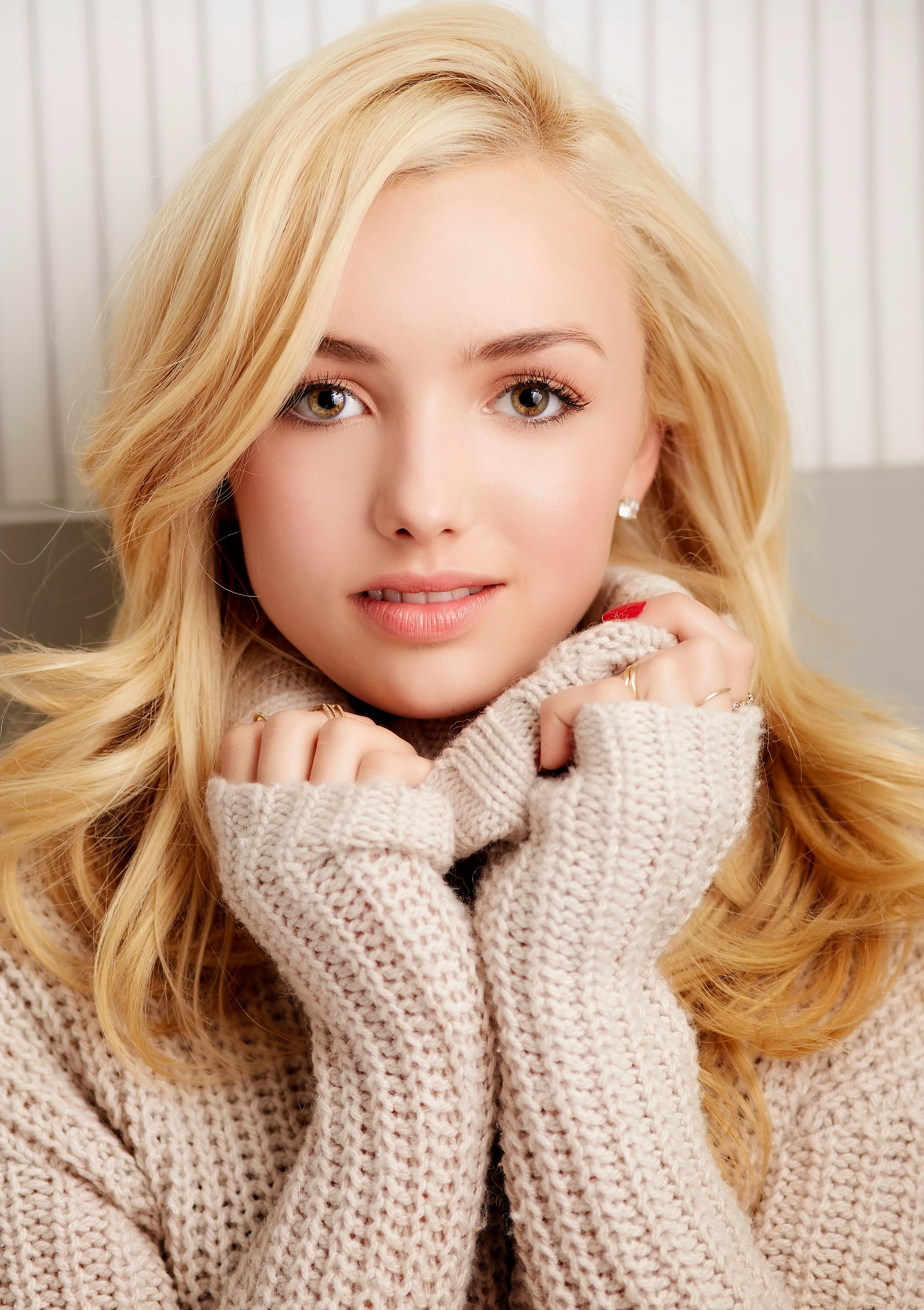 Peyton Roi List summary | Film Actresses