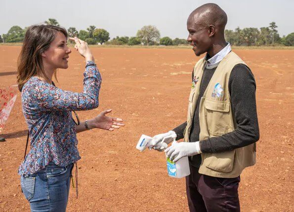 Princess Marie wore IRO Gosh Floral Print Blouse. DanChurchAid and the companies Nordic Fruit and Biofresh. refugee camp in Omugo