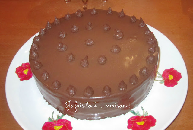 Gâteau d'anniversaire au chocolat