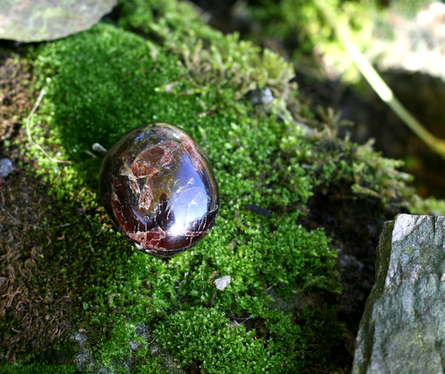 Lithothérapie grenat almandin vertus entretien conseils purification rechargement 