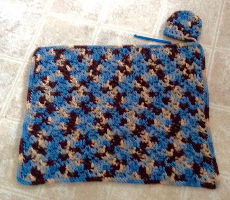 Crochet one skein baby blanket and hat