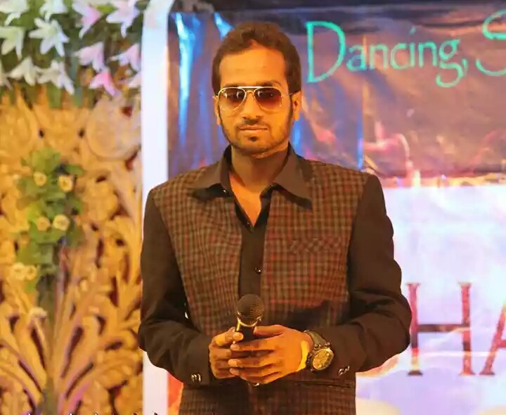 knowledge pedia Anchor aditya saini Lucknow