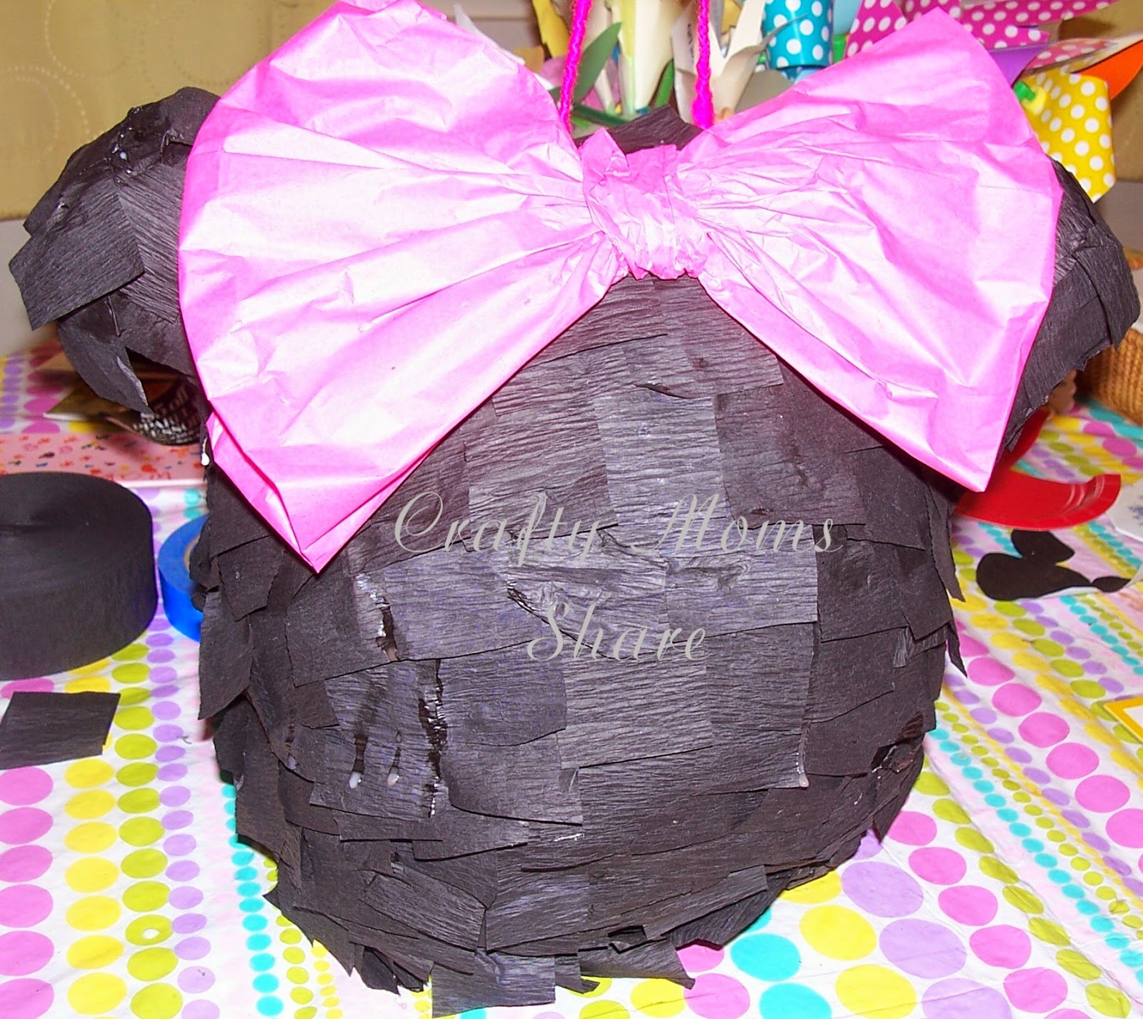 Crafty Moms Share Minnie Mouse Party Decoration Product