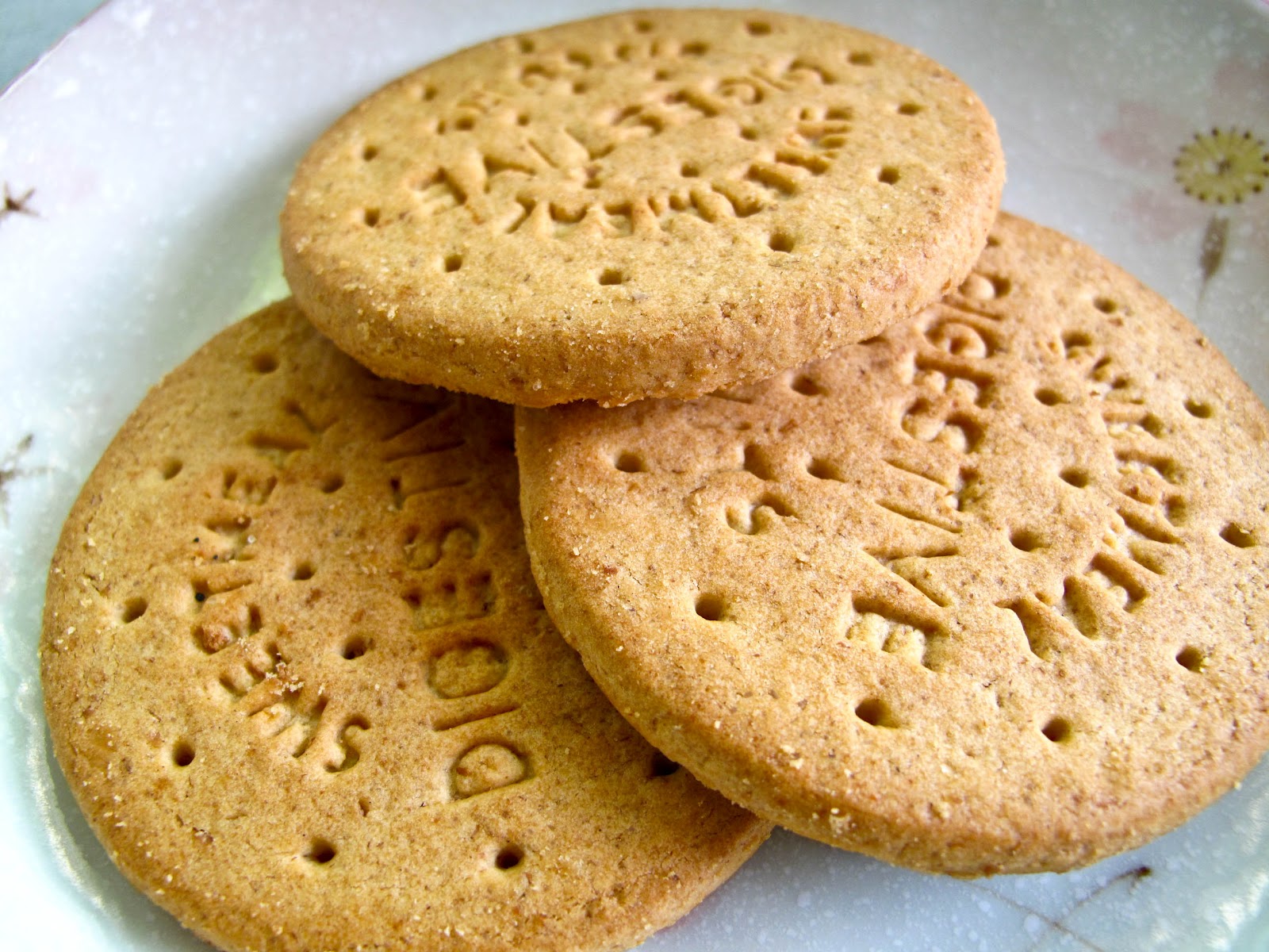 Simple Menu Breakfast Digestive Biscuits