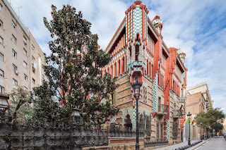 Visita la Casa Vicens Visita la Casa Vicens