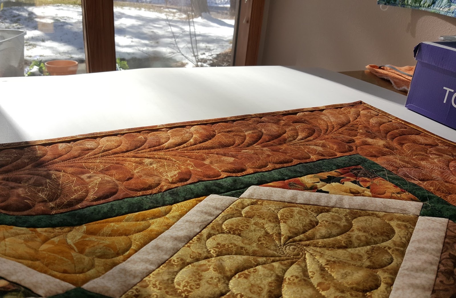 What a Hoot! BOMs Away How to Prevent Wavy Binding & Avoid Lumpy Corners