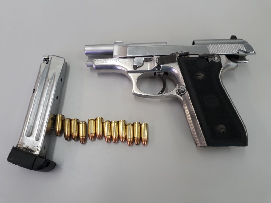 informativo flagrante mulher É presa com pistola 765 apÓs