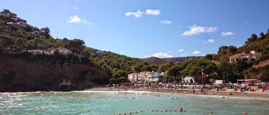 Playa de La Granadella. Playa de La Granadella.