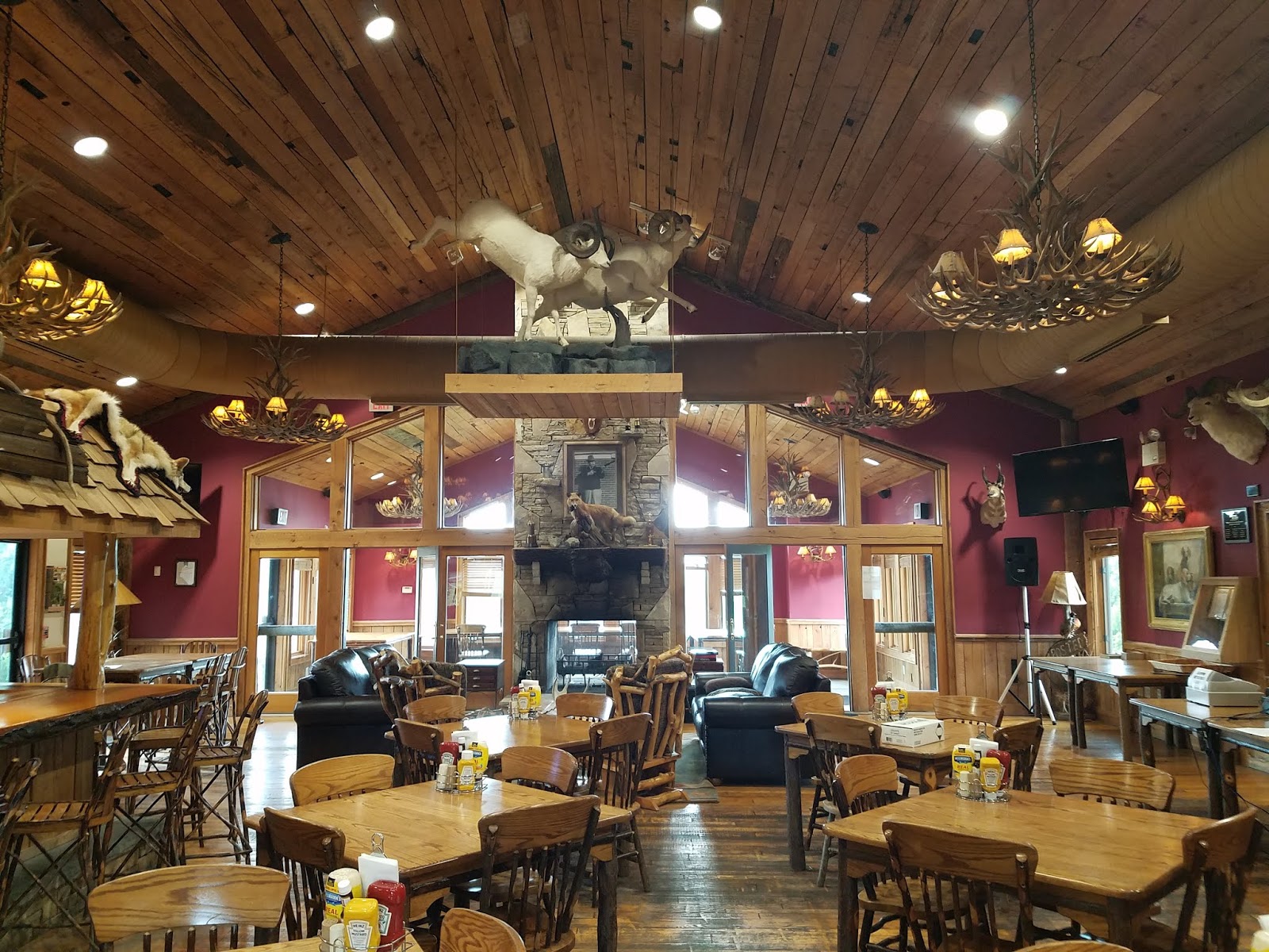 Living Our Bucket List Life Farmington Orville's Pub and Grille