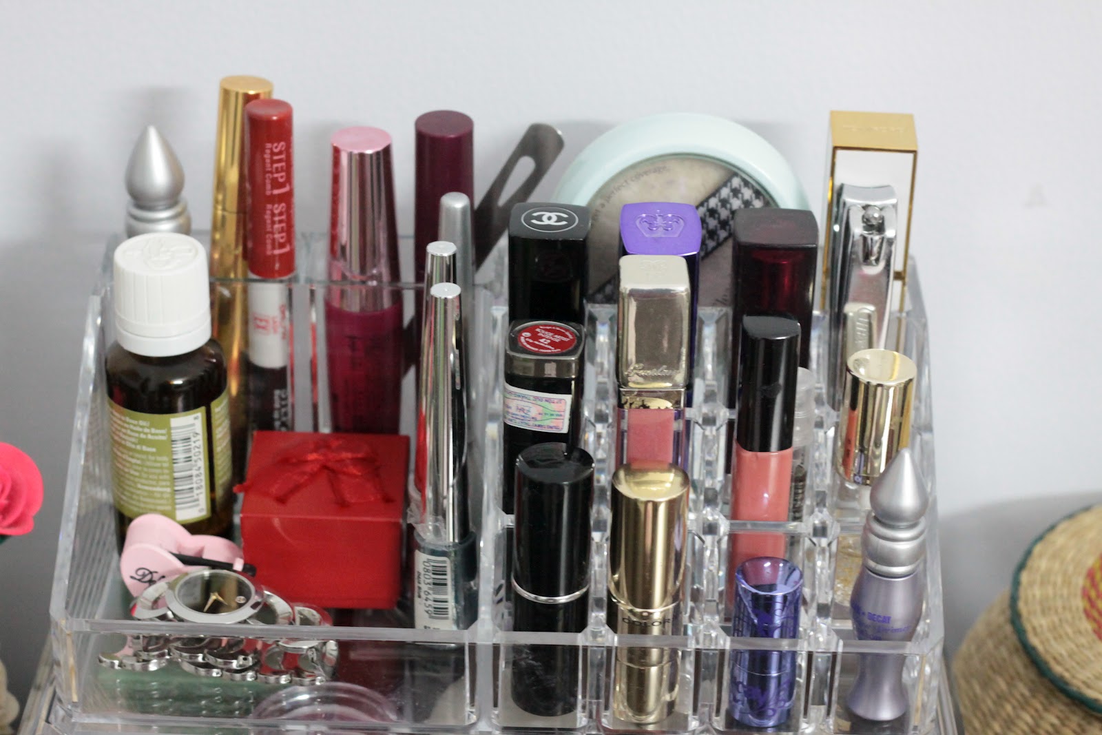 XDLOV Cosmetics storage