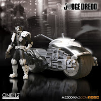 Mezco San Diego Comic-Con 2016 Exclusive ONE 12 COLLECTIVE 2000AD Judge Dredd and Lawmaster Black and White Variant Figure