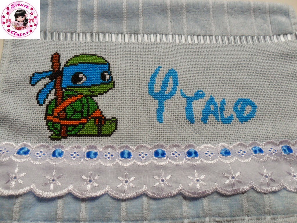 Sara Artesanatos: Toalha de mão com bordado em ponto cruz Tartaruga Ninja