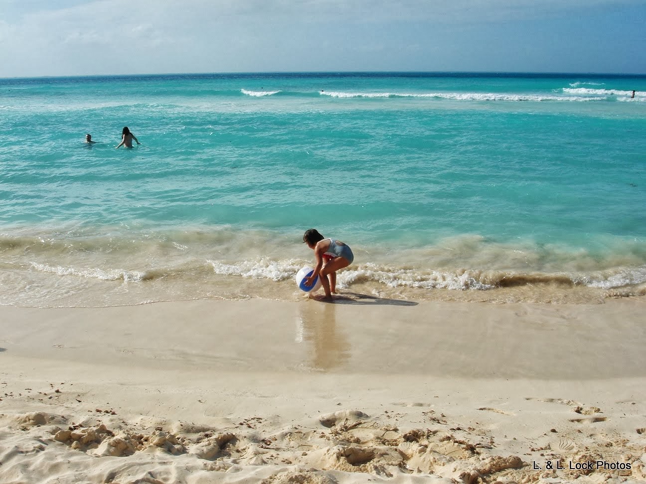 Sparky's Epic Adventure: Beach porn