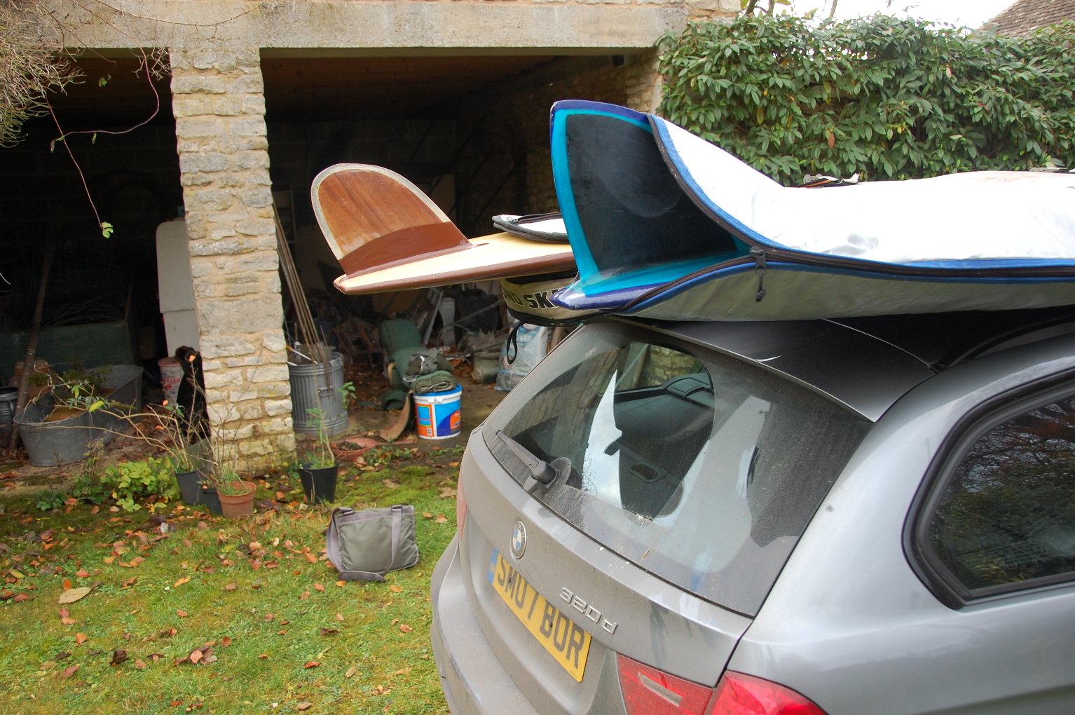 vintage surfboard collector UK Roberts d fin longboard