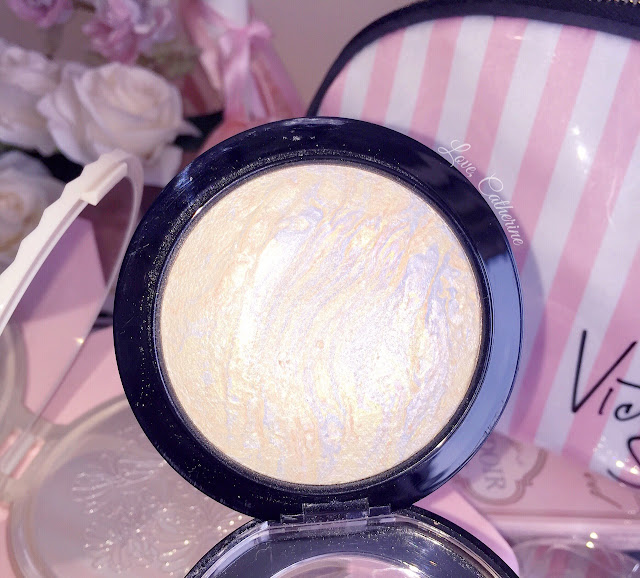 MAC Mineralize Skinfinish | Lightscapade MAC Mineralize Skinfinish | Lightscapade