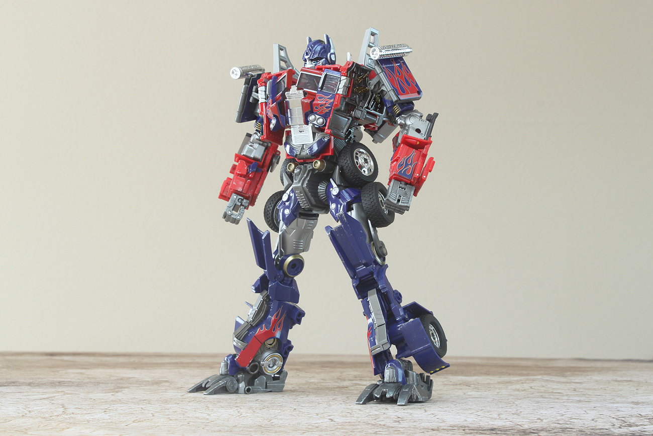 Трансформер wei jiang transformers m01 commander бамблби. Wei jiang робот-трансформер. Трансформеры прайм игрушки оптимус прайм. Optimus prime m01 commander. Transformers wei jiang optimus.