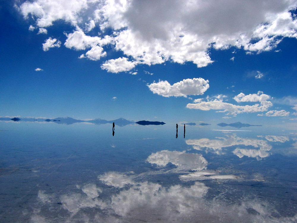 TURISMO EN RED EL SALAR DE UYUNI ( POTOSI, BOLIVIA )