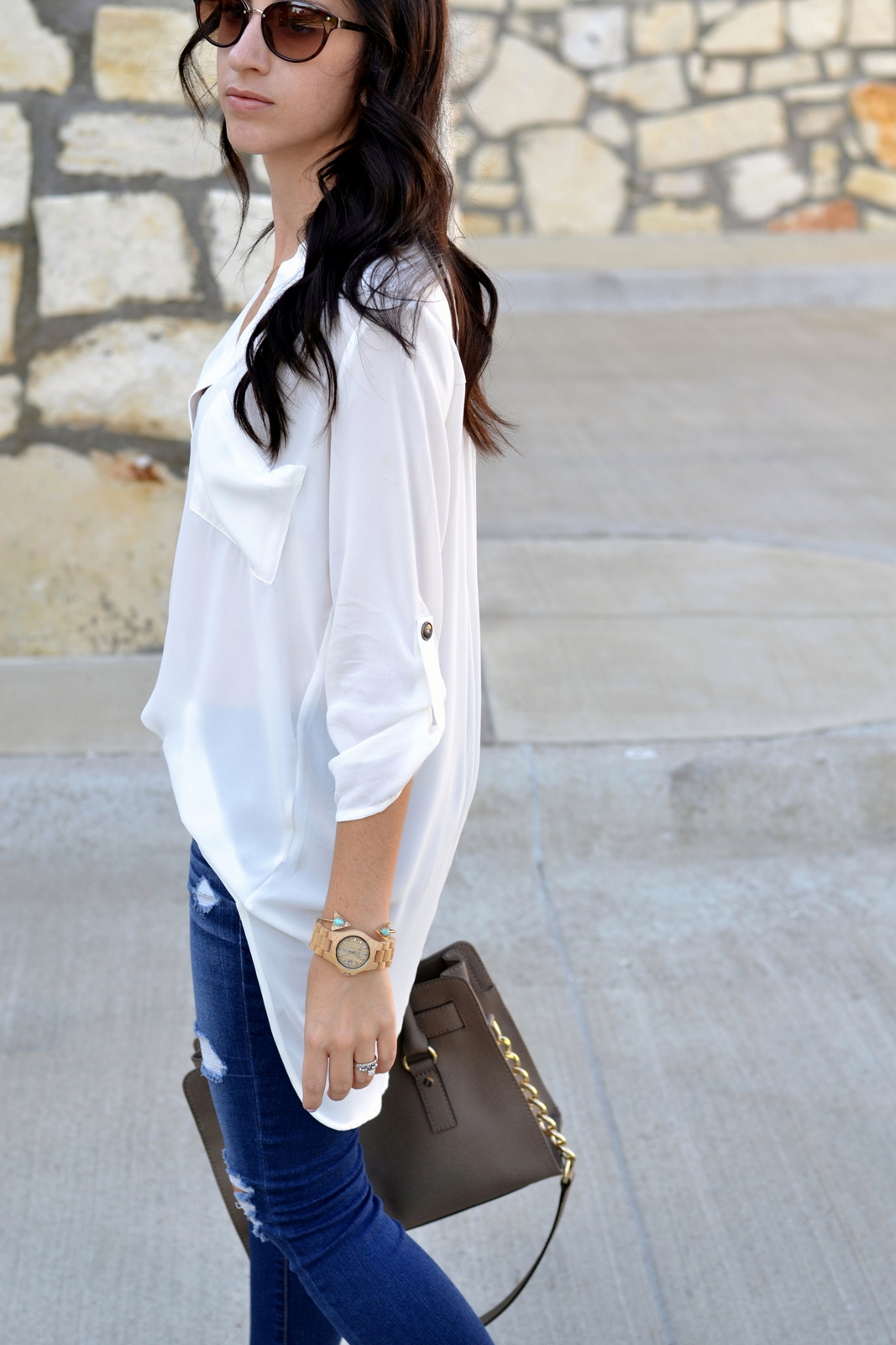 Casual Day Outfit with white tunic and wood watch
