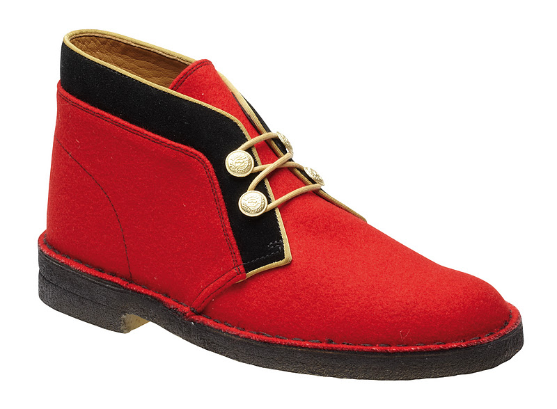 clarks desert boots red