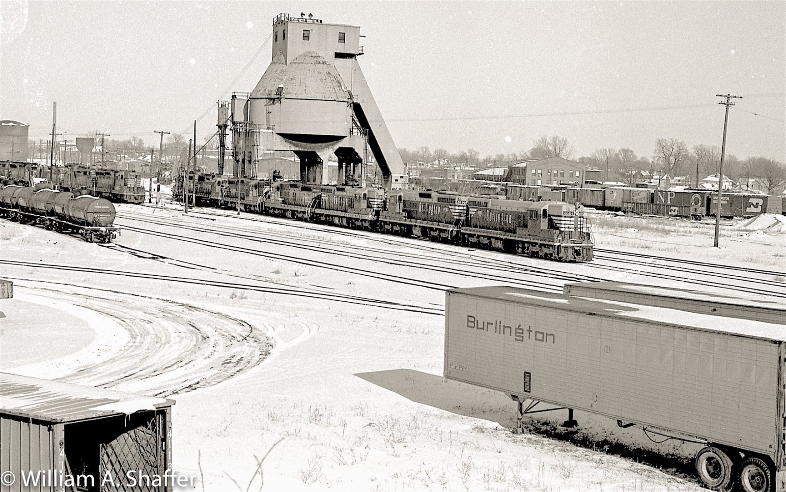 Towns and Nature Galesburg, IL Coaling Tower and Roundhouse