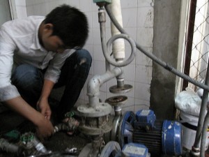 Sửa máy bơm nước không vào điện Sửa máy bơm nước không vào điện