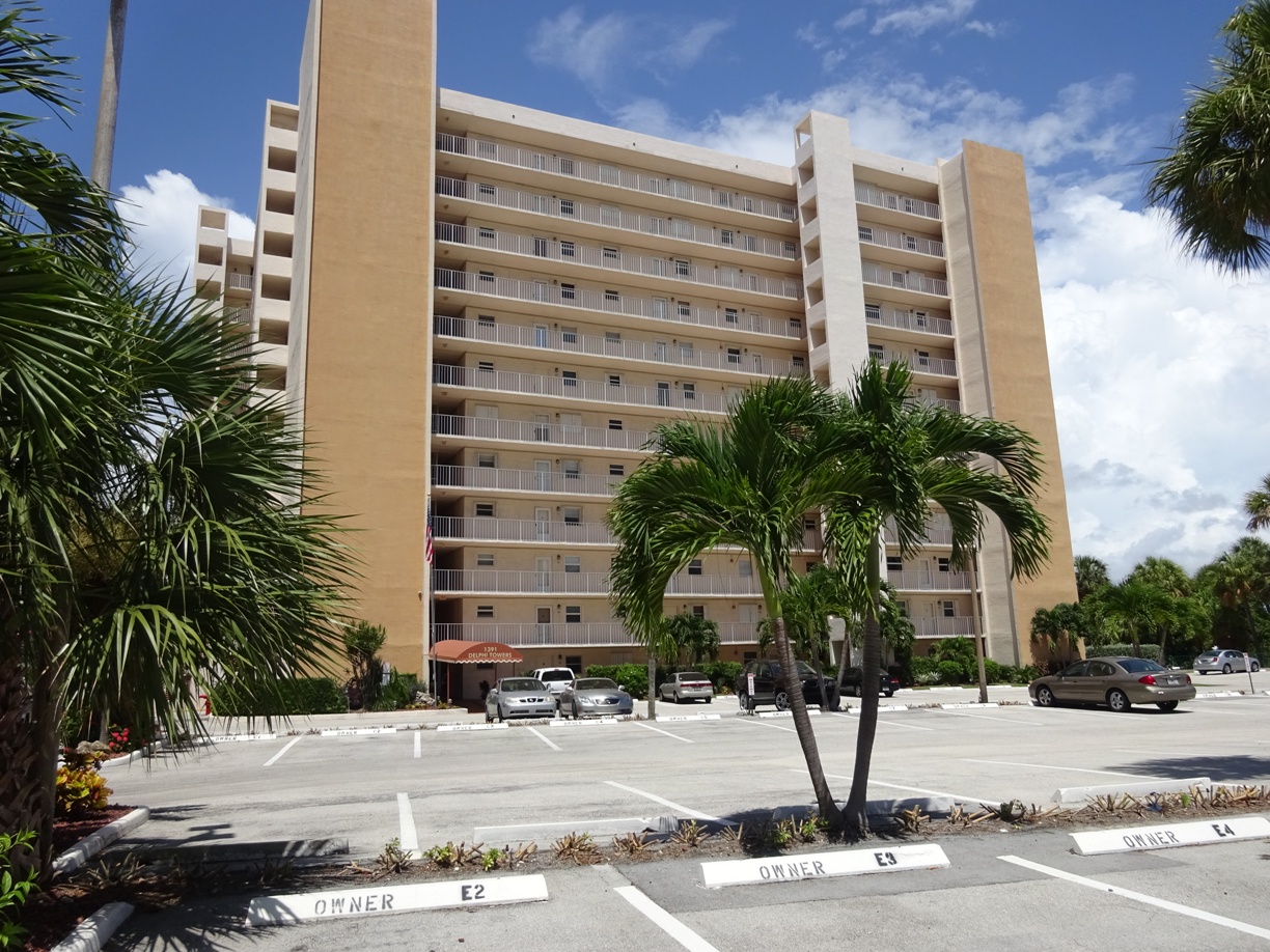 Pompano Beach Condo For Sale 2015