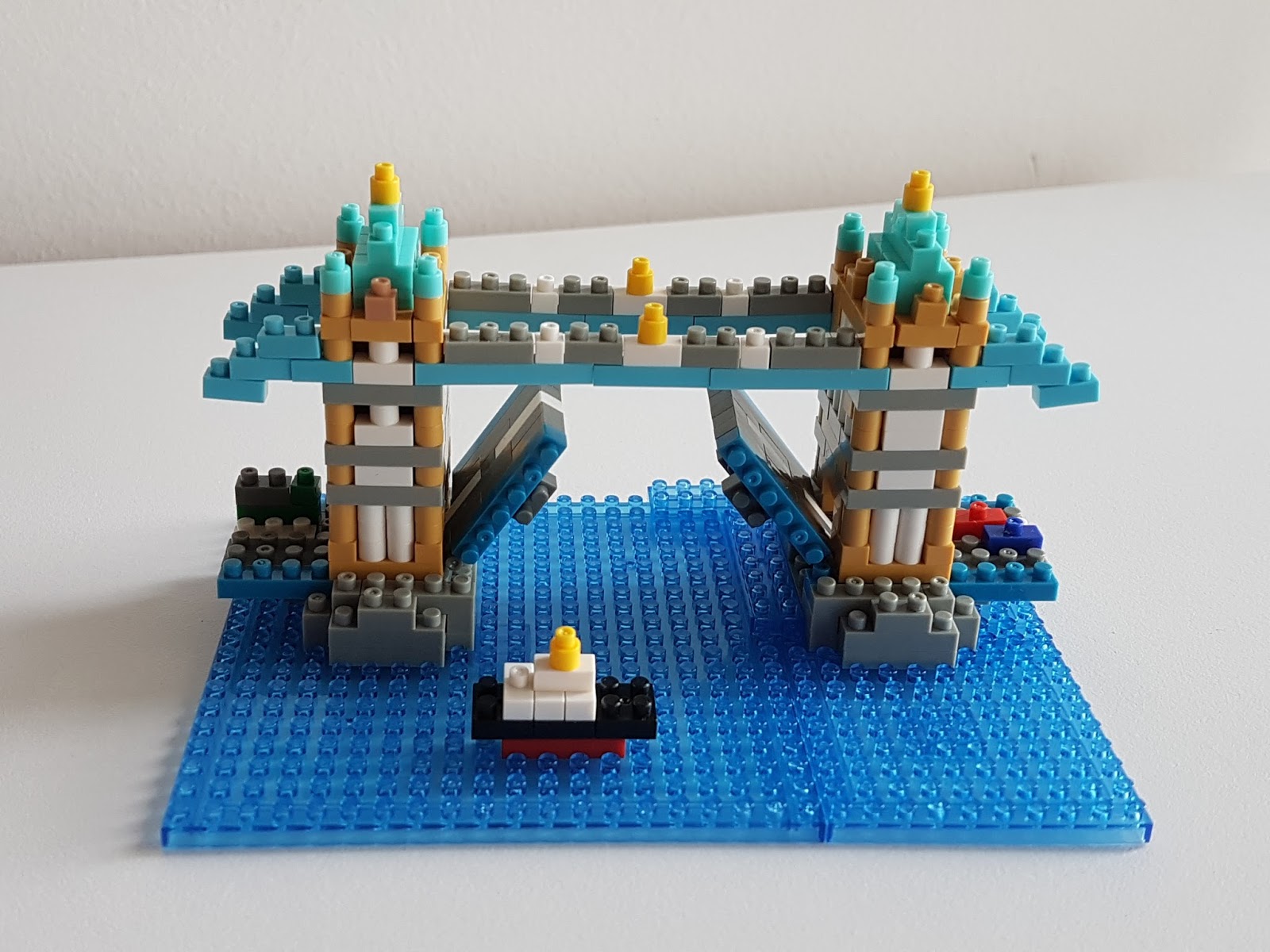 nanoblock tower bridge