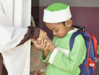 Adab Marang Guru