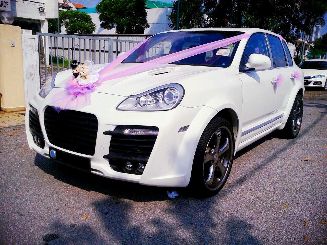 Porsche Cayenne Wedding Car Malaysia MeienBright
