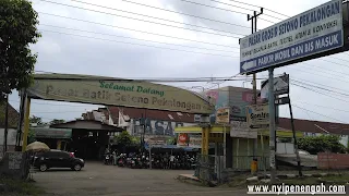 Pasar Grosir Batik Setono Pekalongan