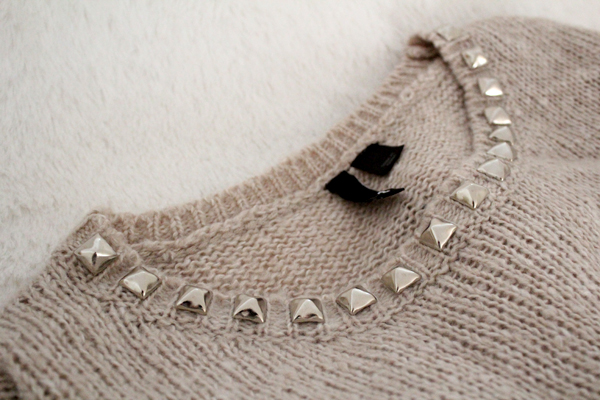 DIY: Studding A Sweater - Elle Blogs