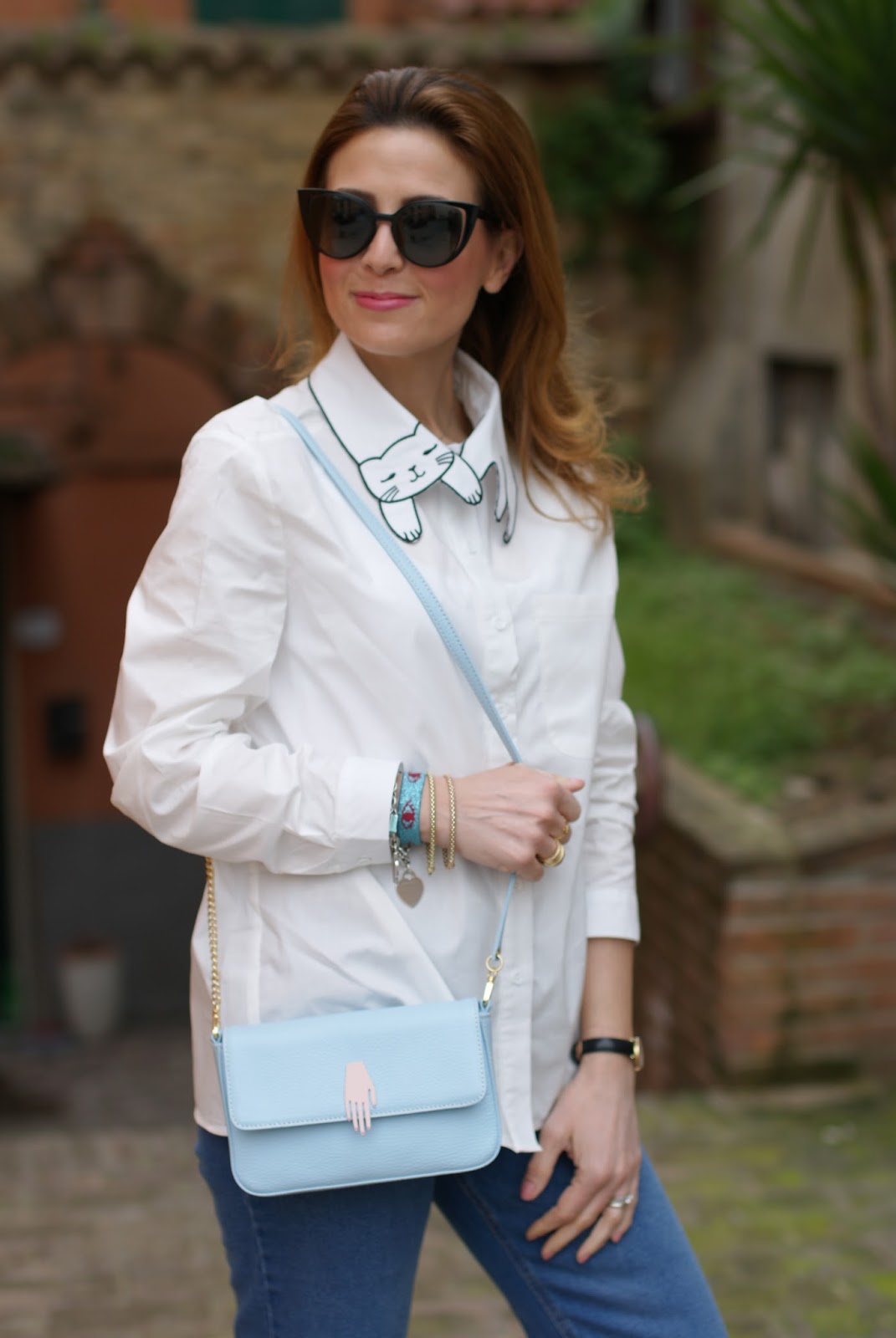 How to keep it simple yet special cat collar shirt Fashion and