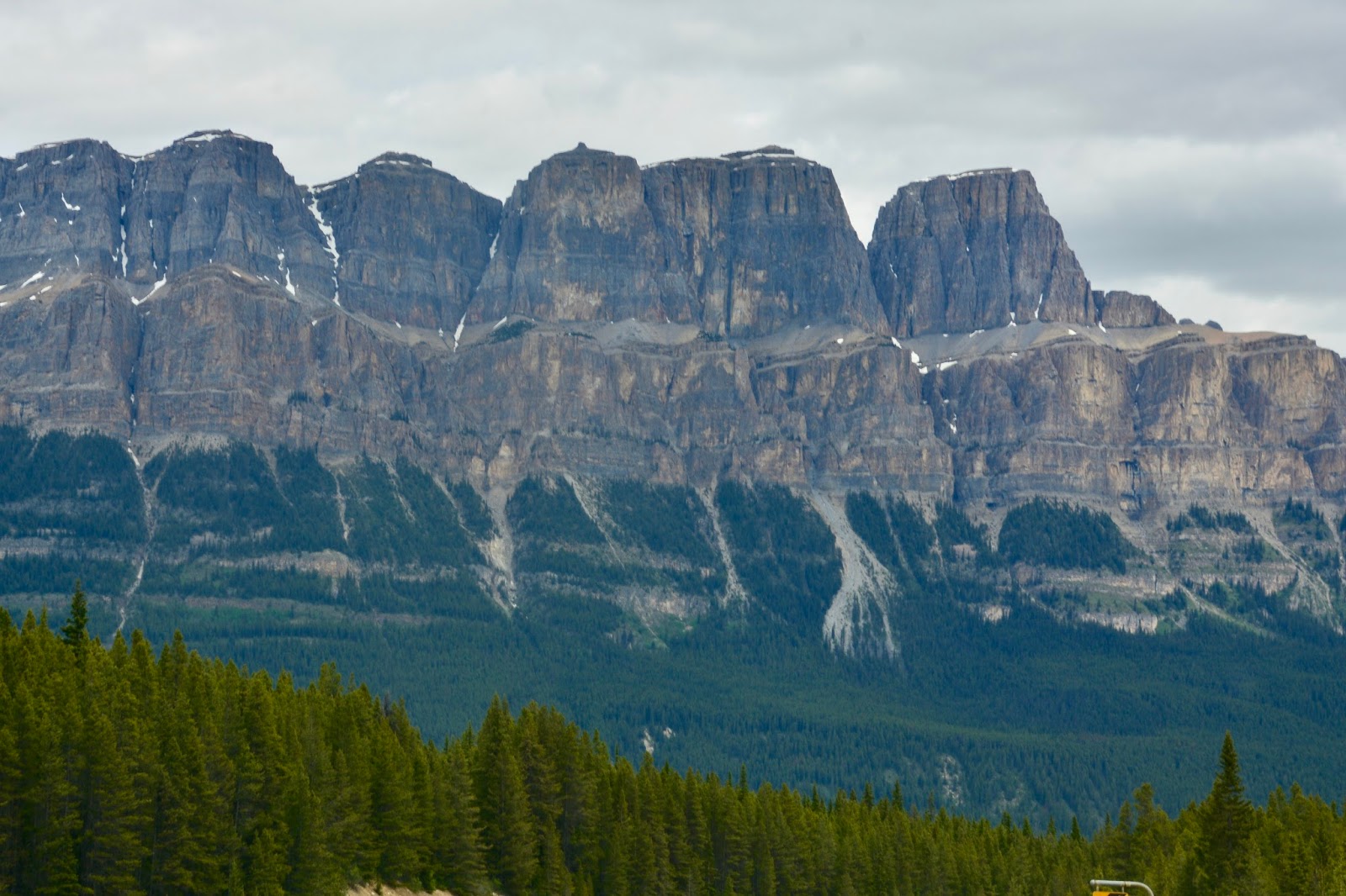 venturing4th Drive from Radium Hot Springs to Banff