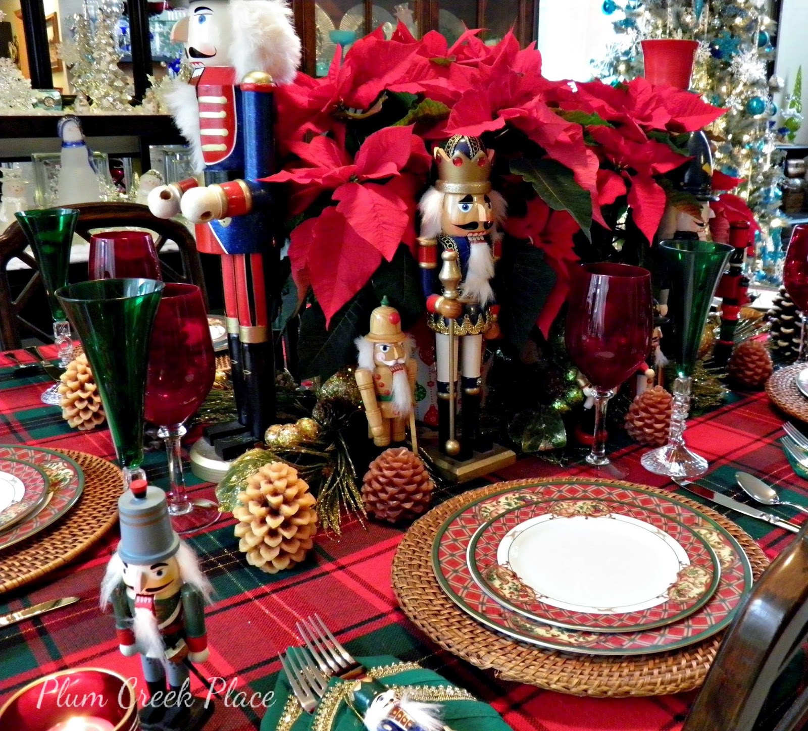 Christmas tablescape, Nutcrackers, Noritaki Royal Hunt, Noel wine flutes 