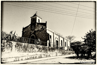 Iglesia de Rafael Freyre (Holguín, Cuba), by Guillermo Aldaya / AldayaPhoto
