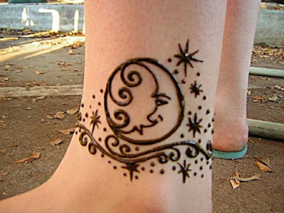 Salah satu alasan mengapa beberapa orang menggunakan tato henna karena bersifat sementara.