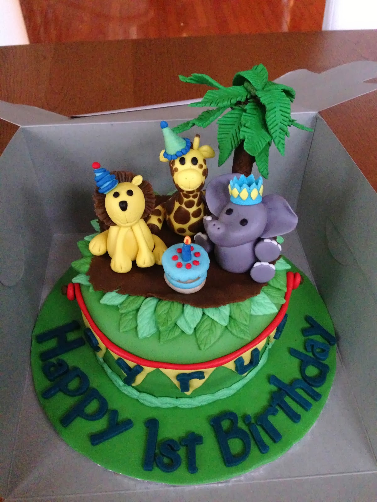 Joyce Gourmet Baby Animals for Cyrus' First Birthday Cake