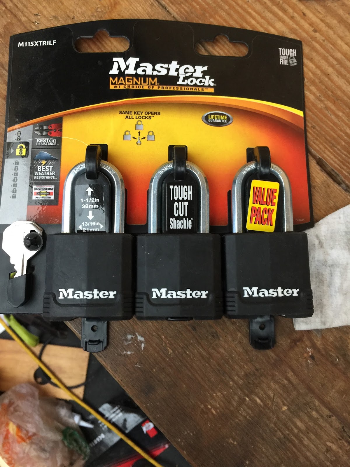 St Louis Locksmiths and Door Repair, Creve Coeur Missouri, 63141