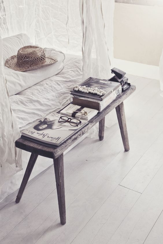 Rustic farmhouse bench at end of bed by Hannah Lemholt