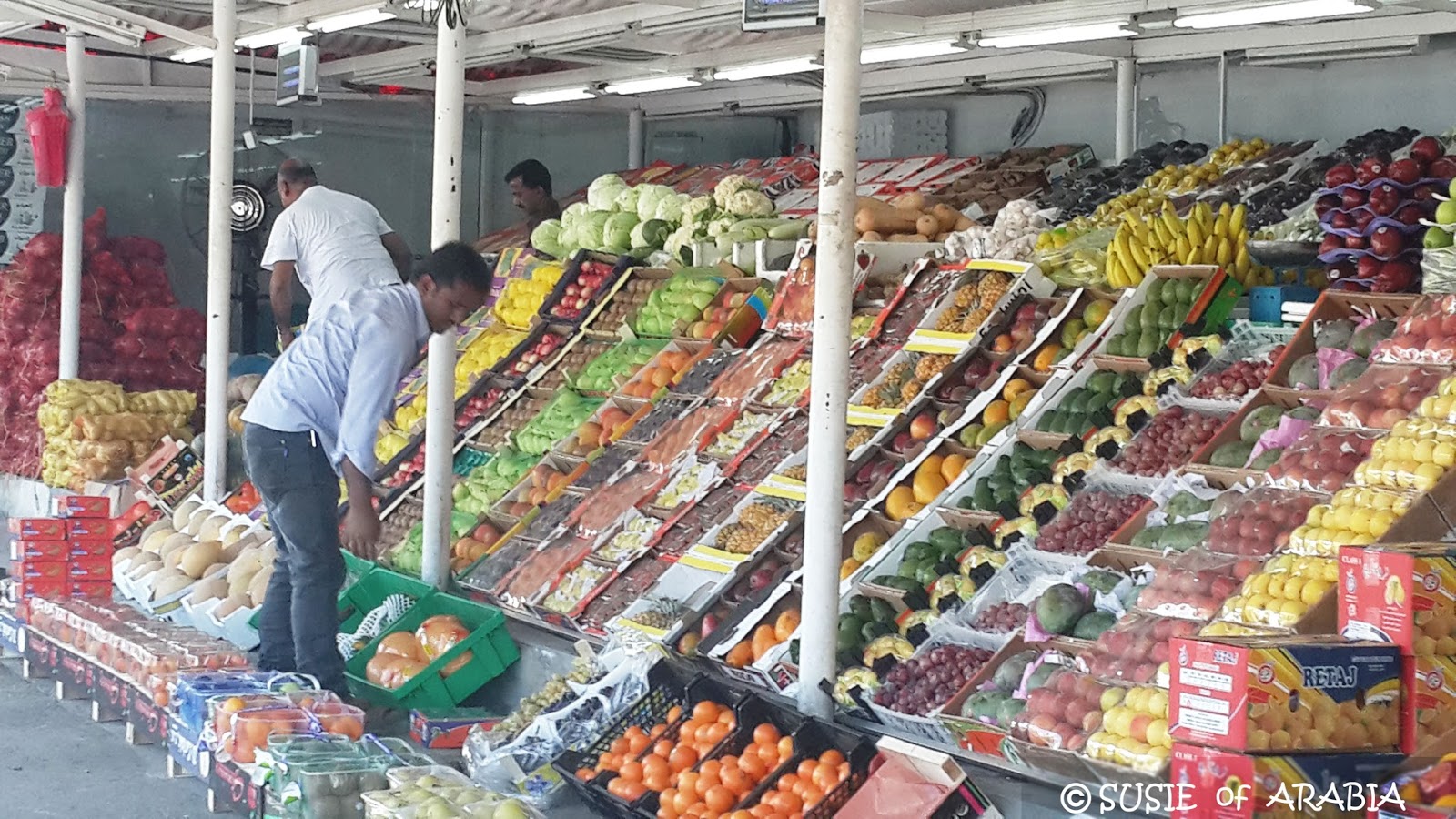 Jeddah Daily Photo Jeddah Fruit Market