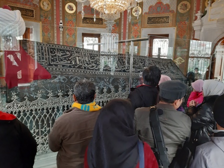 ziarah makam sultan muhammad alfatih makam-sultan-muhammad-alfatih