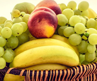 Two Snacks of 1 fruit To Flatten Belly