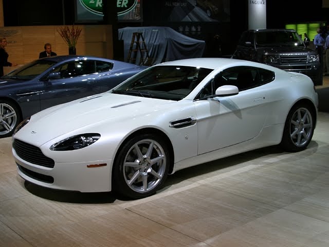 Aston Martin v8 Vantage gt4